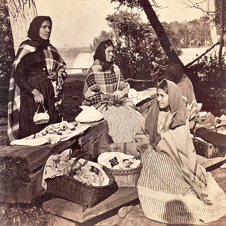 Tuscarora women selling beadwork at Niagara Falls