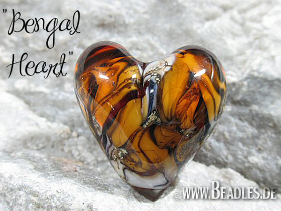 Glass arwork by Gail Kops