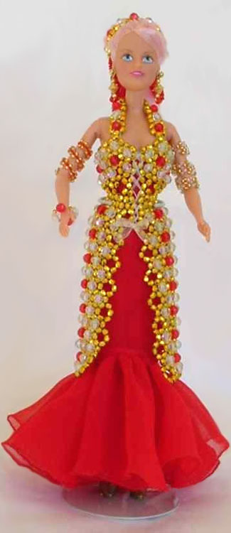 Beaded doll by Shulamit Grintsaig