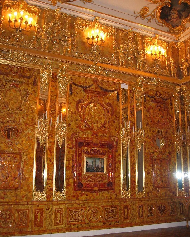 Amber Room in the Catherine Palace of Pushkin, Leningrad region, Russia