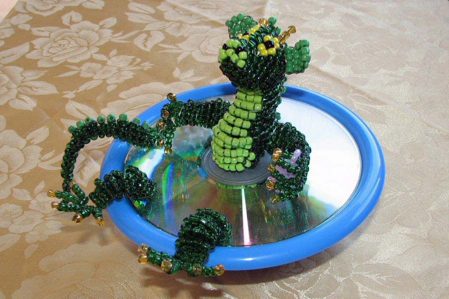 Beaded critters by Olga Kusheleva