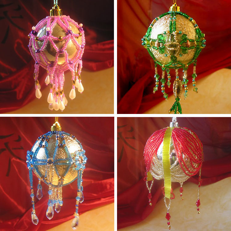 Christmas baubles by Elena Solov'eva