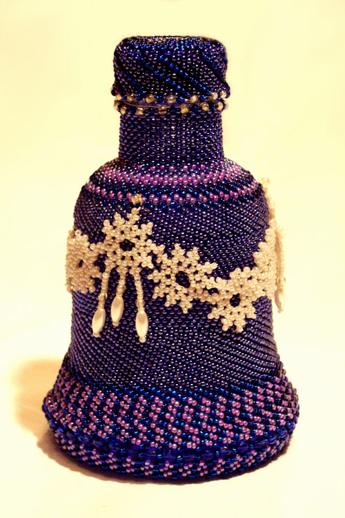 Bead woven glassware by Natasha Berezovskaya