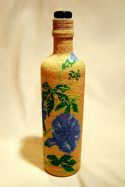 Bead woven glassware by Natasha Berezovskaya