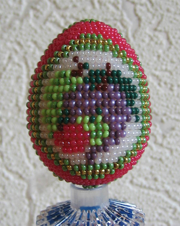 Bead woven Easter eggs by Natasha Razumova