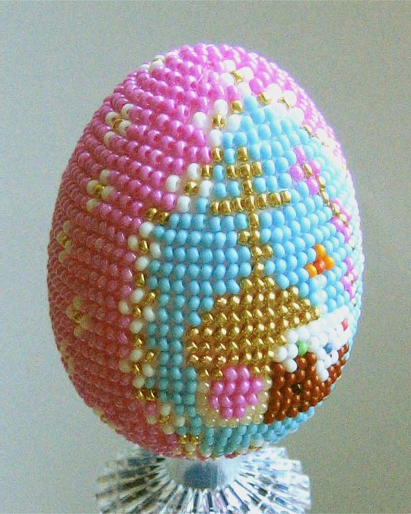 Bead woven Easter eggs by Natasha Razumova