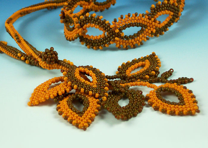 Beadweaving by Carol Holmes