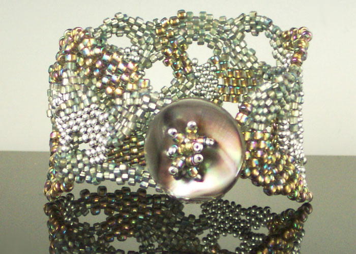 Beadweaving by Carol Holmes
