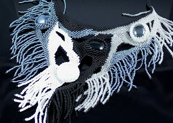 Beadweaving by Carol Holmes