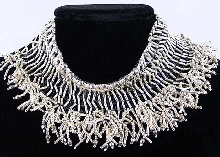 Beadweaving by Carol Holmes