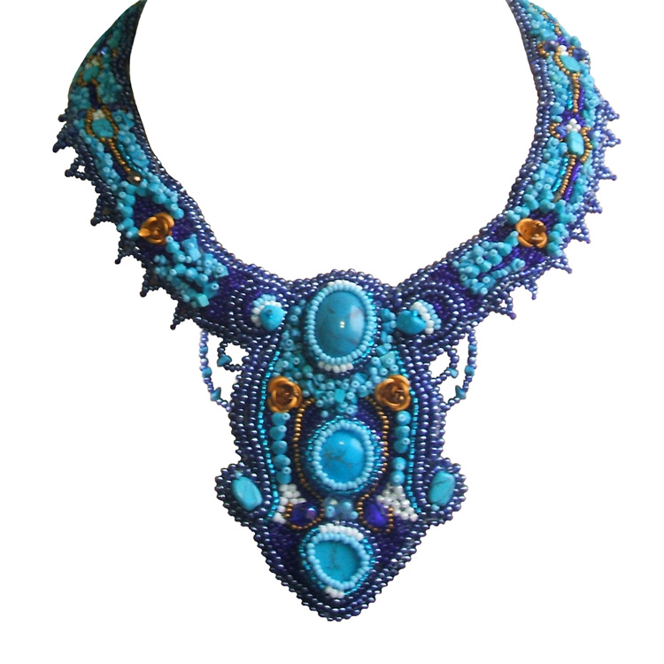Free-form necklaces by Valentina Chertikovtseva