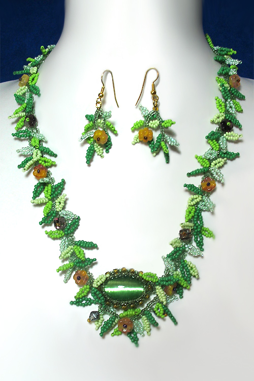 Delicate beaded jewelry by Larisa Berenstein