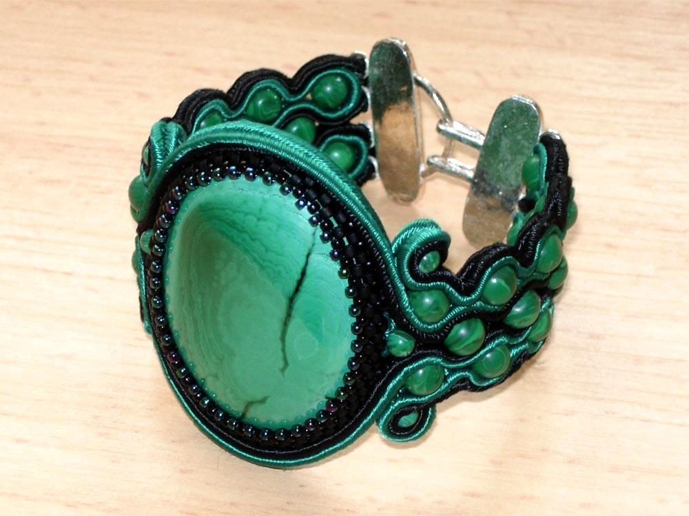 Soutache jewelry by Anneta Valious