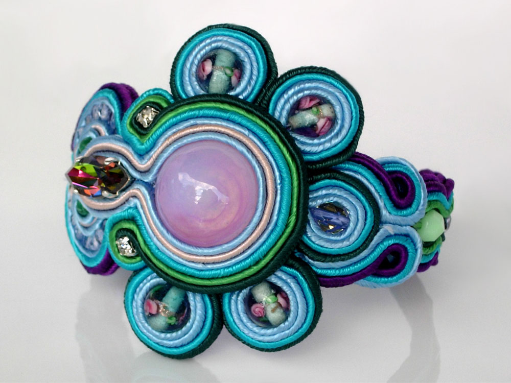 Soutache jewelry by Anneta Valious