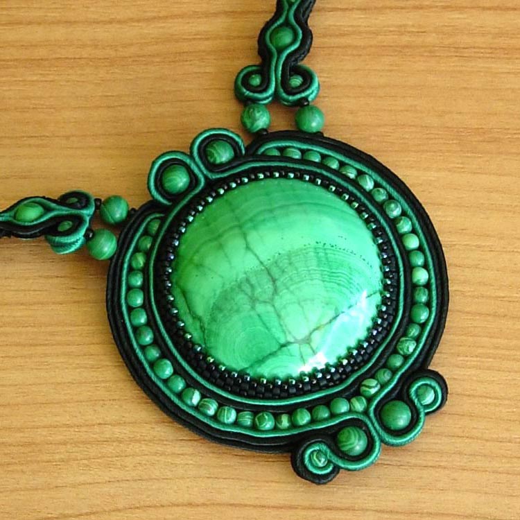 Soutache jewelry by Anneta Valious
