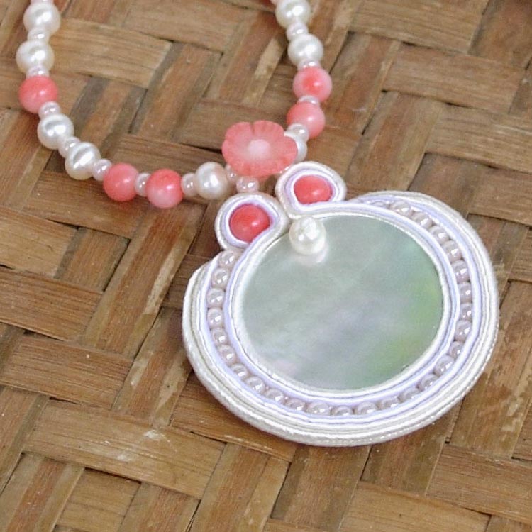 Soutache jewelry by Anneta Valious