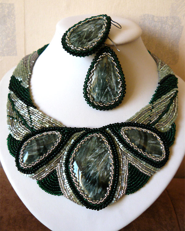 Beaded jewelry by Natalia Bessonova