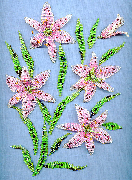 Beaded florals by Natalia Ivanova
