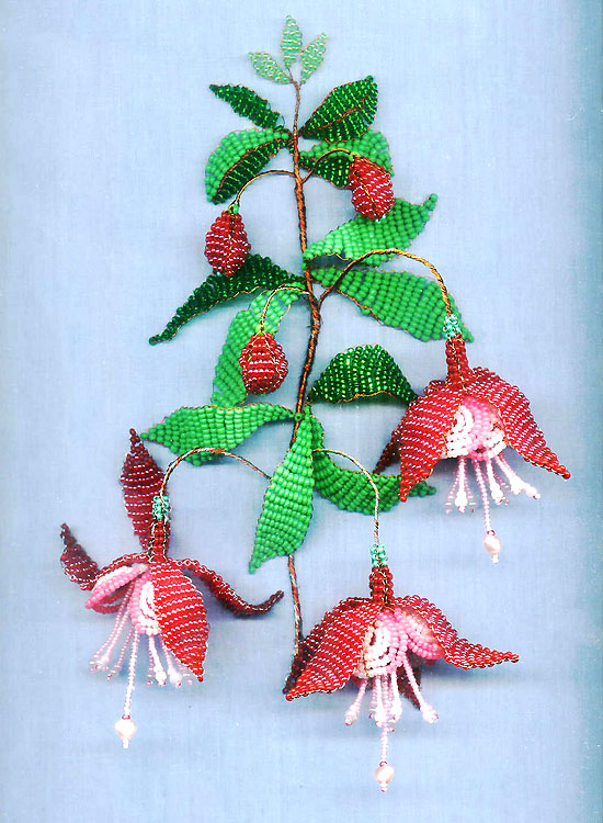Beaded florals by Natalia Ivanova