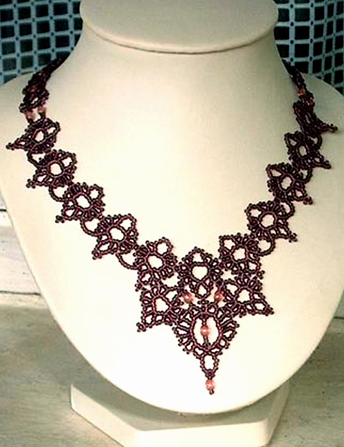 Beaded lace by Colette L'Hopital-Navarre