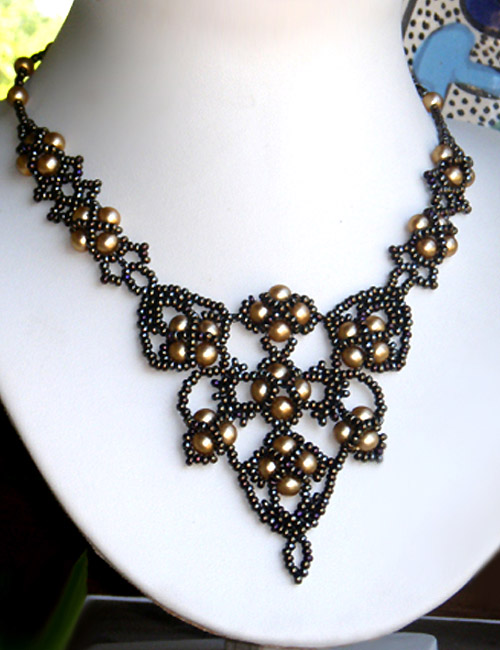 Beaded lace by Colette L'Hopital-Navarre