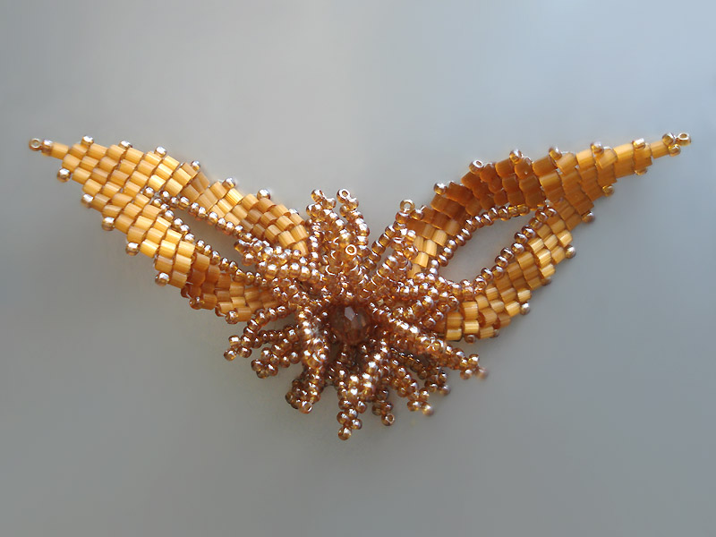 Victoriya Katamashvili. Using 3D and delicate flowers