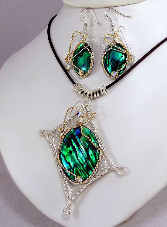 Ganutell, wire and bead jewelry by Marina Somova