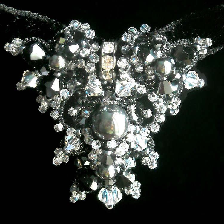 Shuttle tatting with beads objects by Alla Vizir