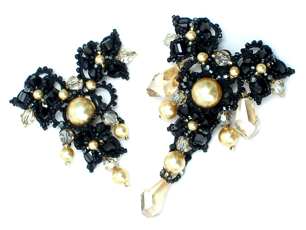 Shuttle tatting with beads objects by Alla Vizir