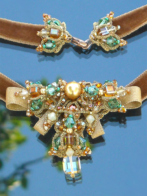 Shuttle tatting with beads objects by Alla Vizir