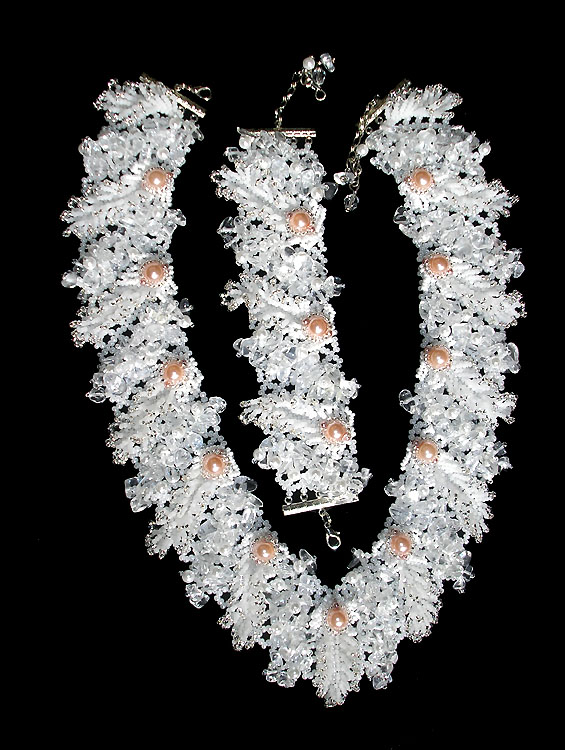 Beadwoven jewelry by Oksana Kameneva