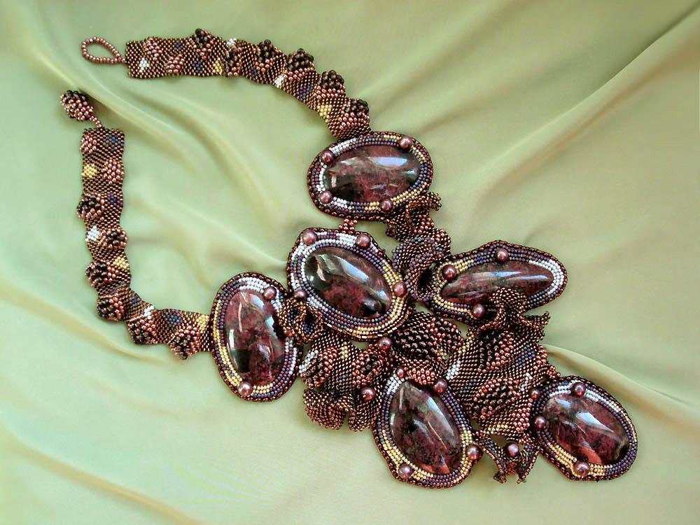 Beaded jewelry by Galina Bursuk