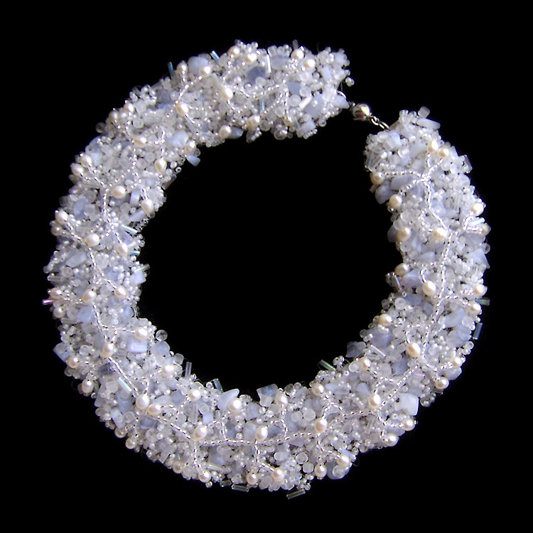 Beaded jewelry by Natasha Vysokinskaya
