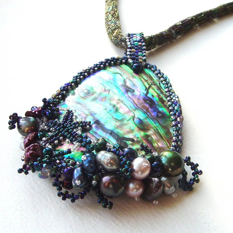 Bead artwork by Lynn Davy