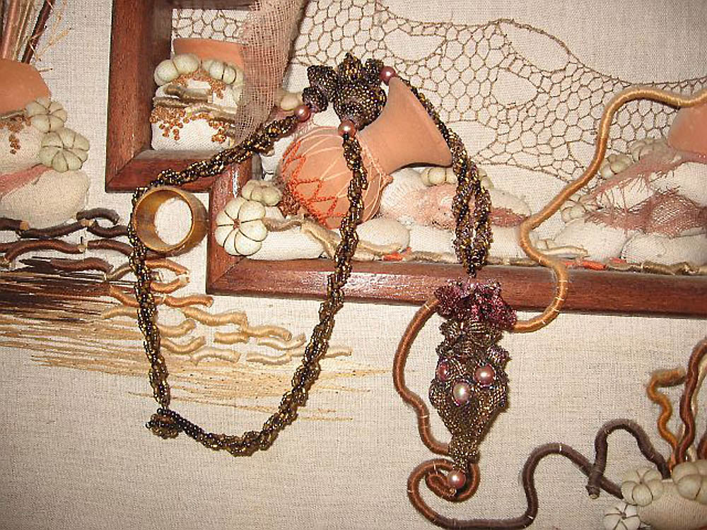 Bead artwork by Angelika Motzkin