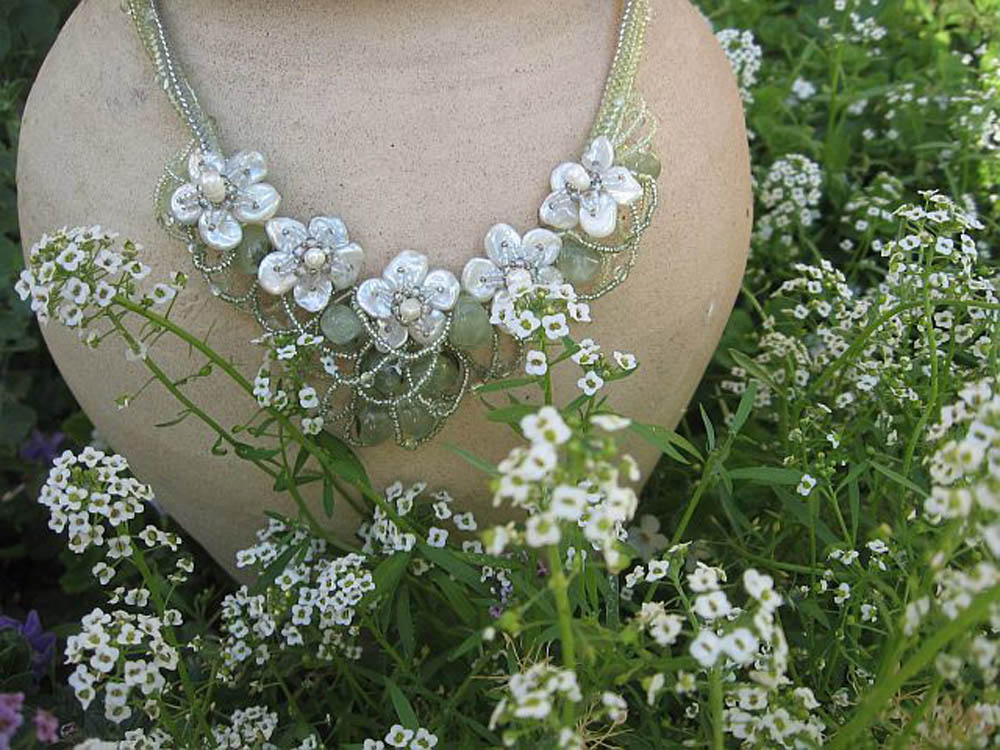Bead artwork by Angelika Motzkin