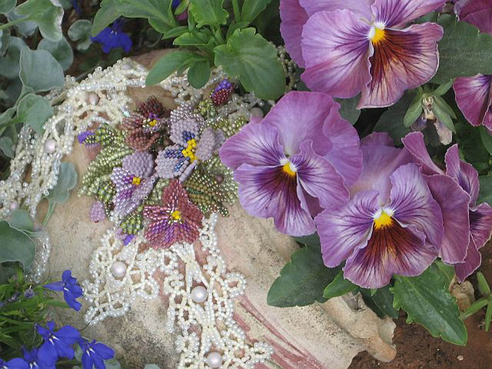 Bead artwork by Angelika Motzkin