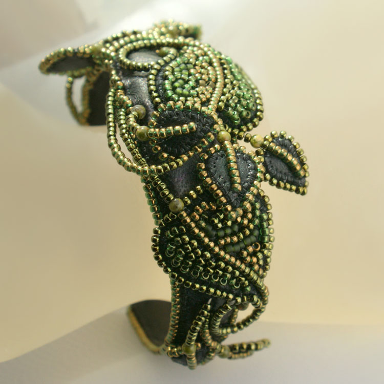 Bead artwork by Olga Shumilova