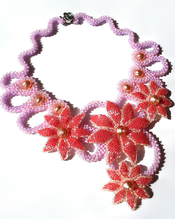 Beadwork by Tatiana Naumchik