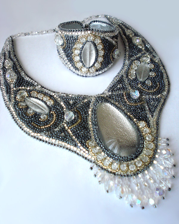 Beadwork by Tatiana Naumchik