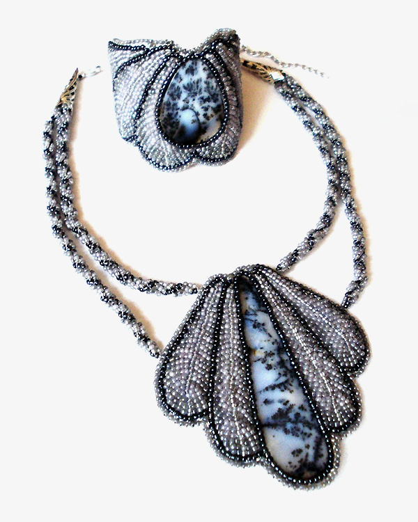 Beadwork by Tatiana Naumchik