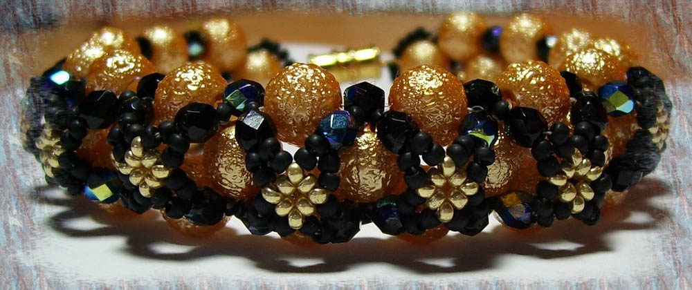 Beadwork by Birgit Bergemann