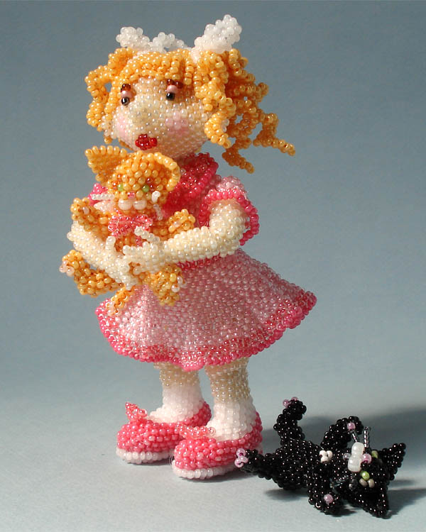 Mini-sculptures by Uliana Volkhovskaya