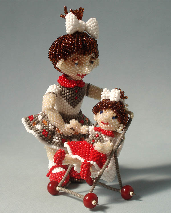 Mini-sculptures by Uliana Volkhovskaya