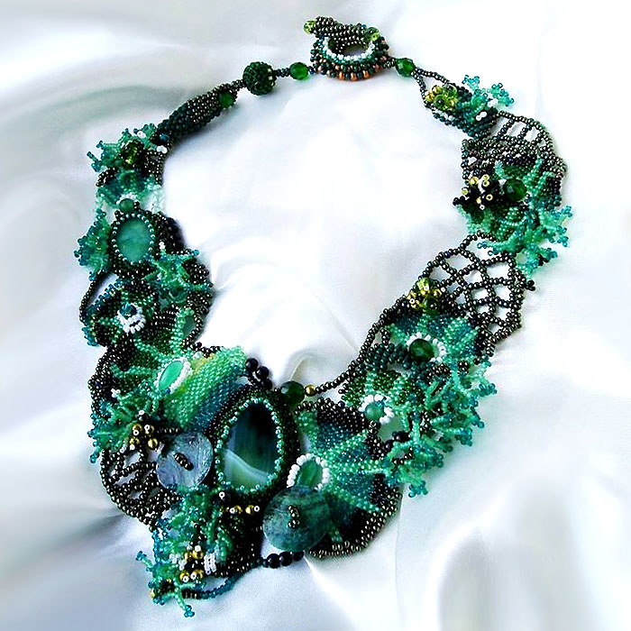 Free form beaded jewelry by Ibolya Barkoczi