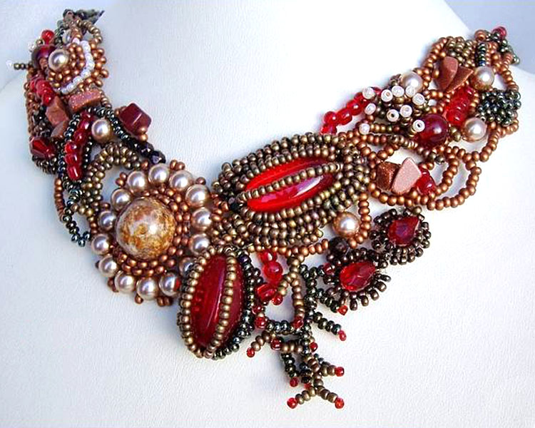 Free form beaded jewelry by Ibolya Barkoczi