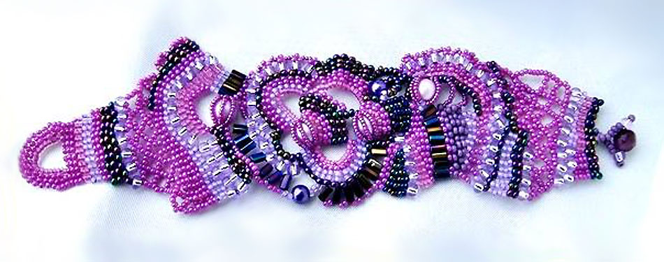 Free form beaded jewelry by Ibolya Barkoczi