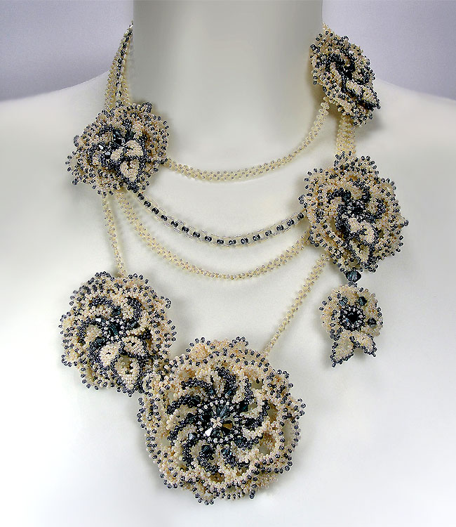Bead artwork by Irina Slobodyanik