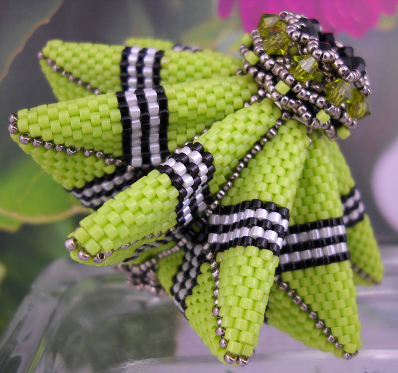 Bead artwork by Eva Maria Keiser