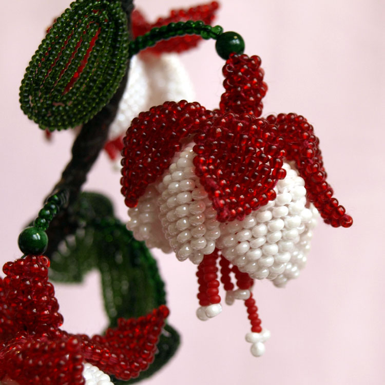 Bead artwork by Alexandra Matveenko